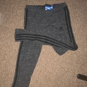Heathered gray adidas cotton leggings